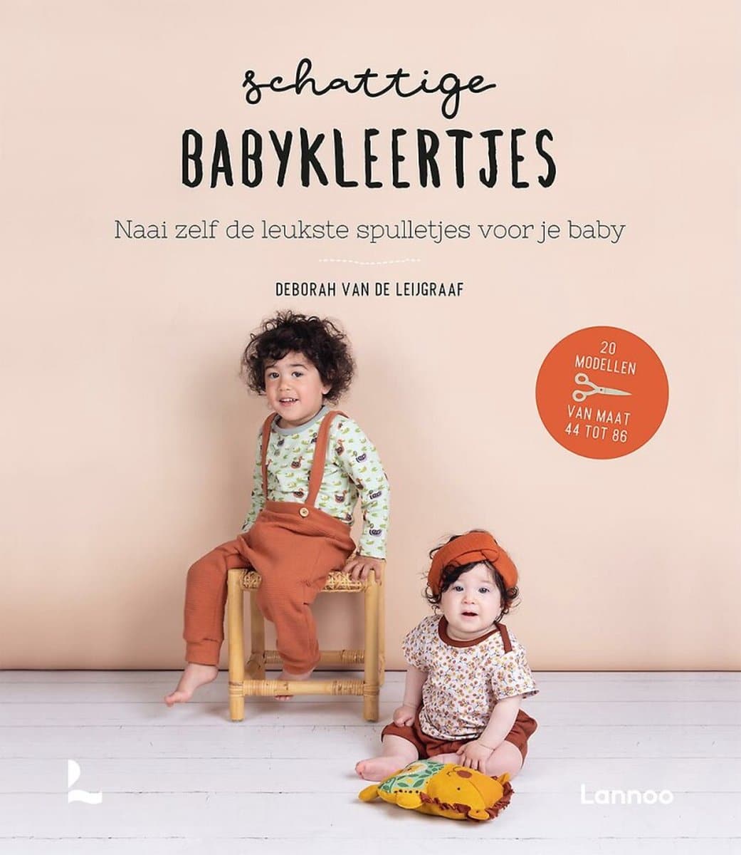 Schattige babykleertjes door Deborah van de Leijgraaf